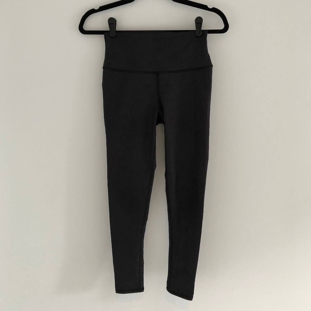 Alo Yoga Shiny Black Activewear Pants